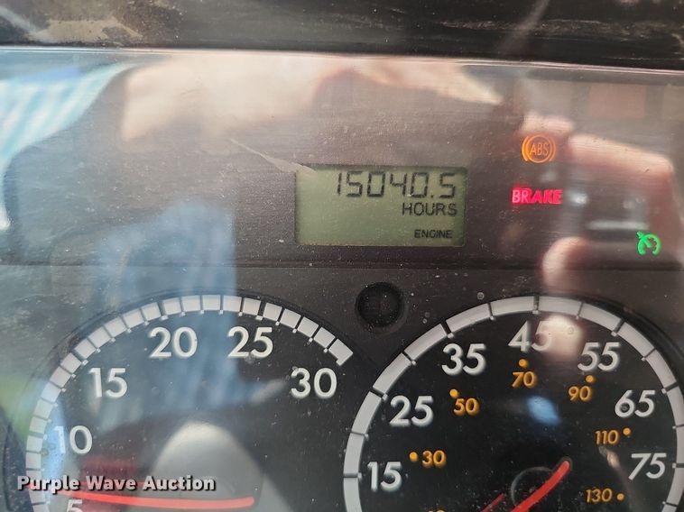 image for item DP6429 2013 Freightliner M2 refuse truck