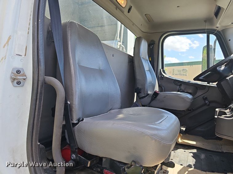 image for item DP6429 2013 Freightliner M2 refuse truck