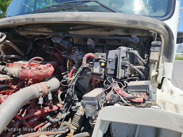 image for item DP6429 2013 Freightliner M2 refuse truck