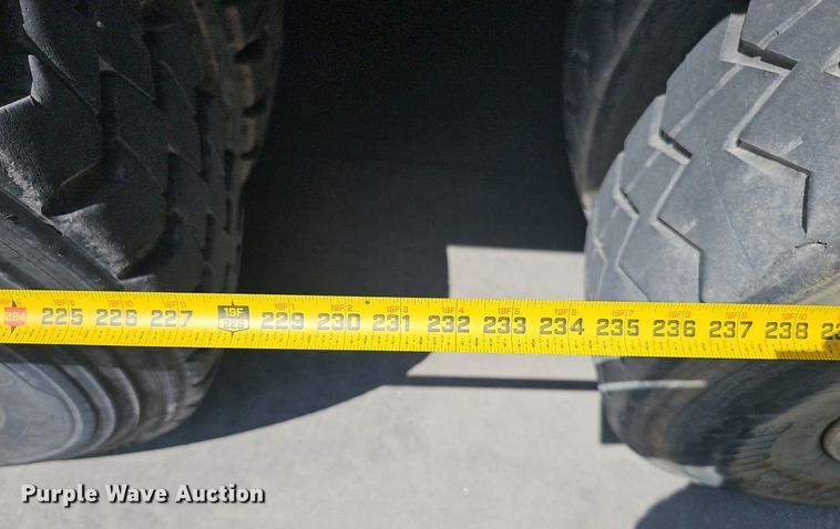 image for item DP6429 2013 Freightliner M2 refuse truck