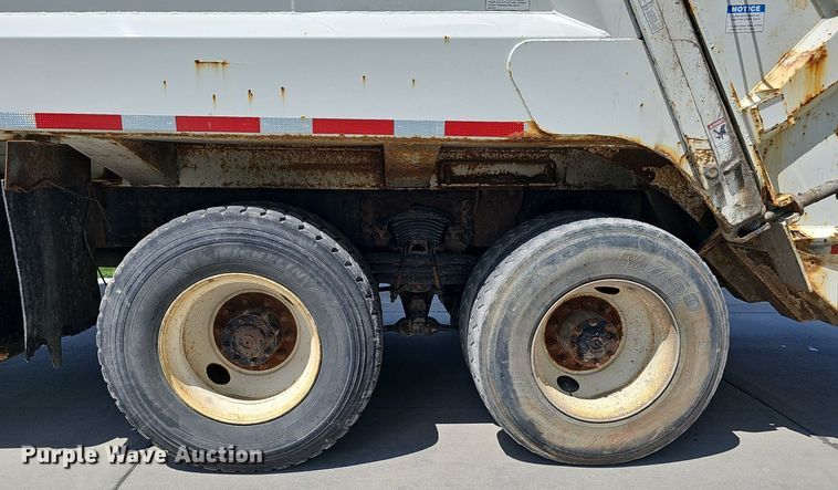 image for item DP6429 2013 Freightliner M2 refuse truck