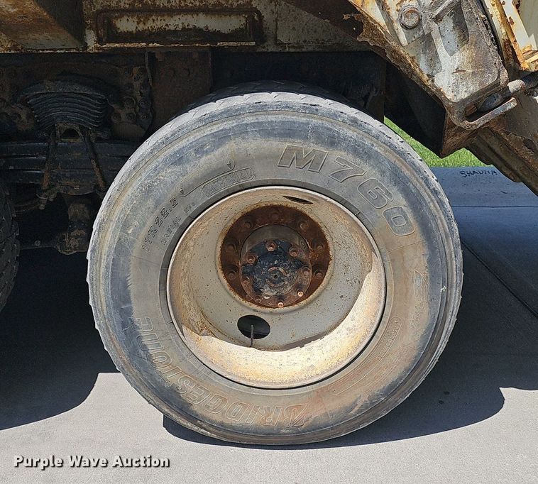 image for item DP6429 2013 Freightliner M2 refuse truck