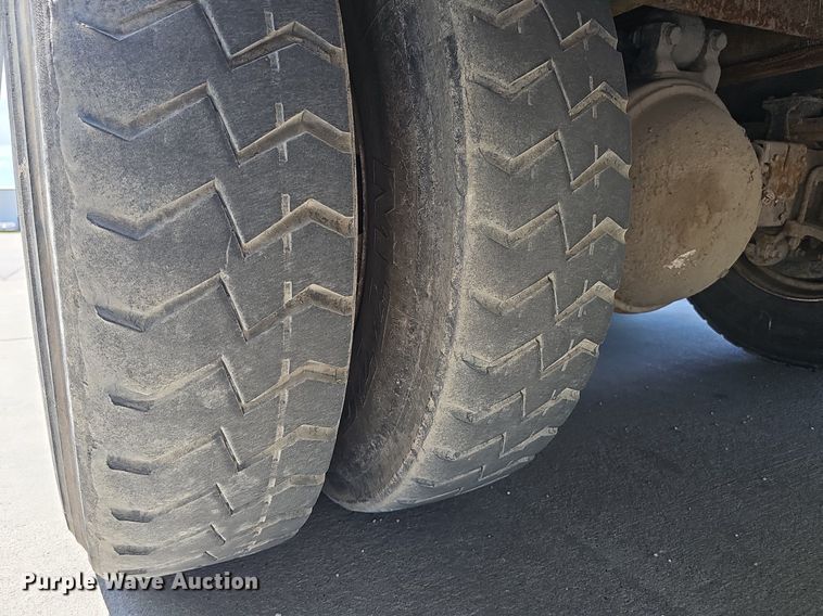 image for item DP6429 2013 Freightliner M2 refuse truck