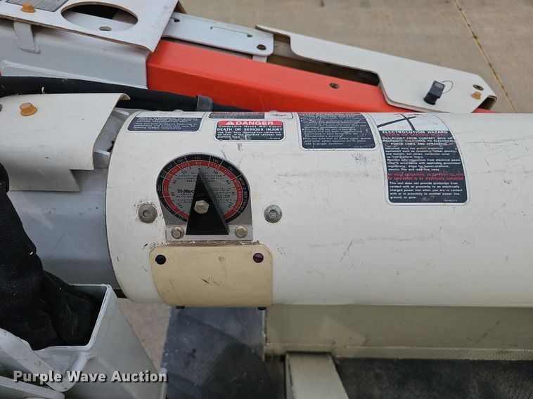 image for item DP6431 1999 Freightliner FL80 bucket truck