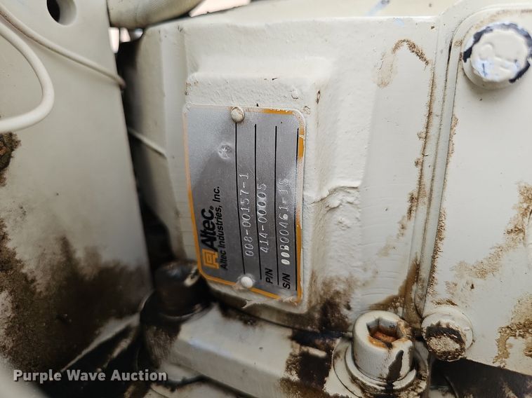 image for item DP6431 1999 Freightliner FL80 bucket truck