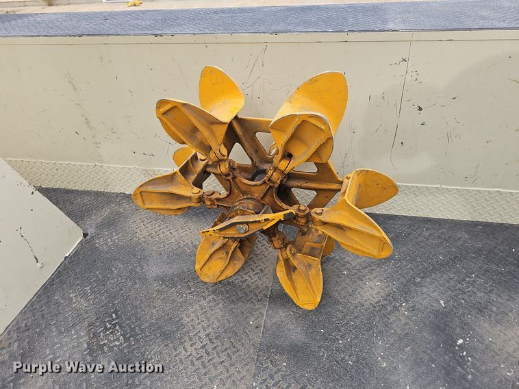 image for item DP6431 1999 Freightliner FL80 bucket truck