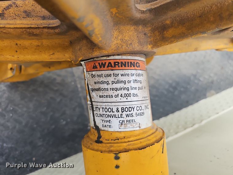 image for item DP6431 1999 Freightliner FL80 bucket truck