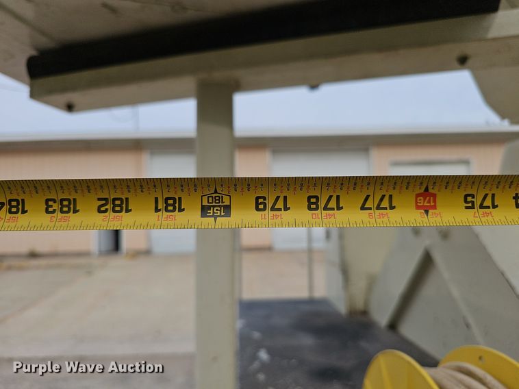 image for item DP6431 1999 Freightliner FL80 bucket truck