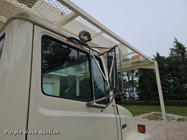 image for item DP6431 1999 Freightliner FL80 bucket truck