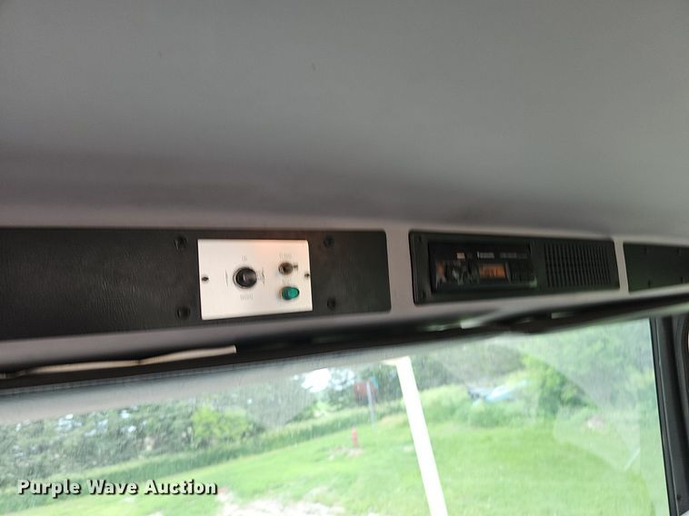 image for item DP6431 1999 Freightliner FL80 bucket truck