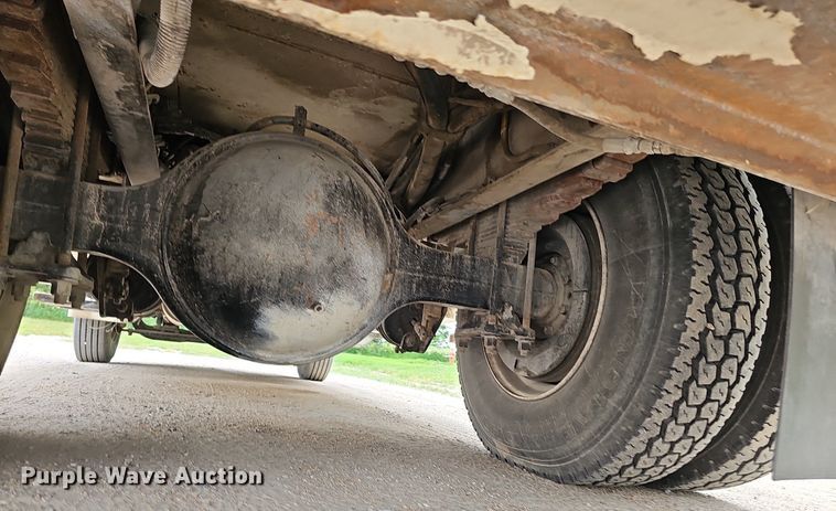 image for item DP6431 1999 Freightliner FL80 bucket truck