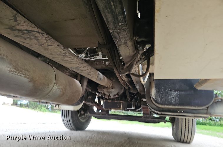 image for item DP6431 1999 Freightliner FL80 bucket truck