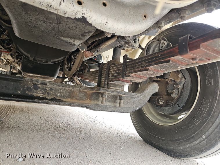 image for item DP6431 1999 Freightliner FL80 bucket truck