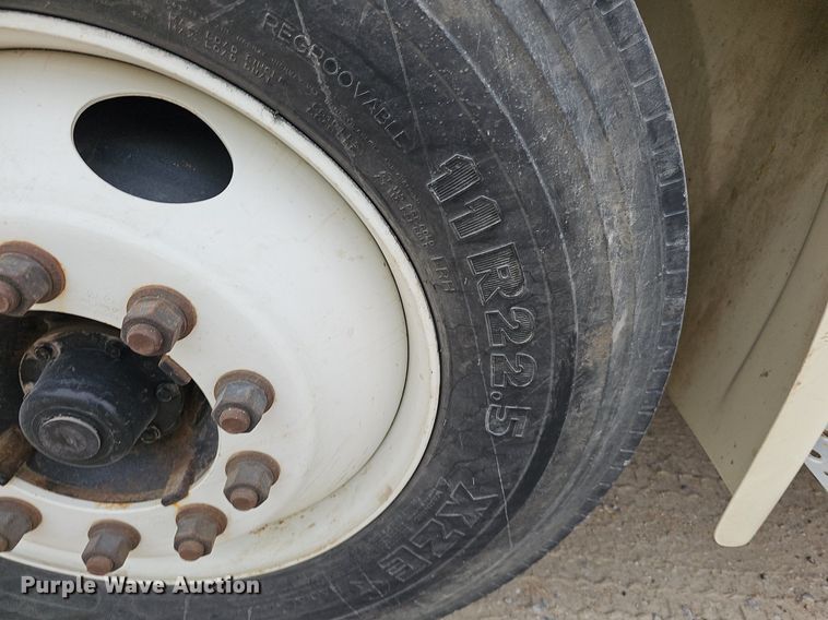 image for item DP6431 1999 Freightliner FL80 bucket truck