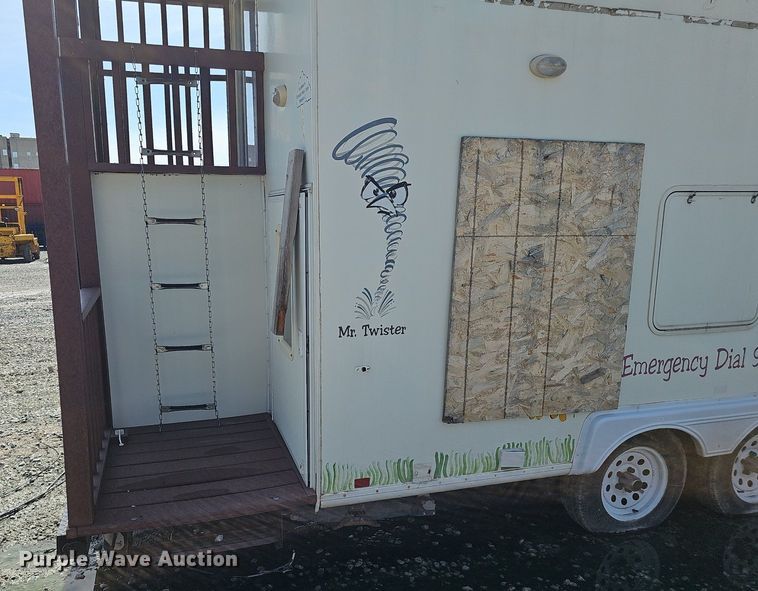 image for item DP6444 2005 Forks RV Surrey fire safety training trailer