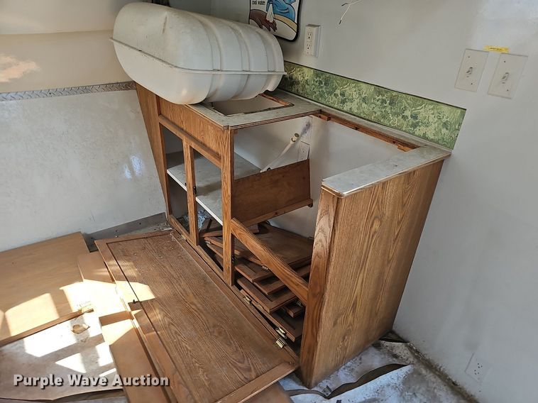 image for item DP6444 2005 Forks RV Surrey fire safety training trailer