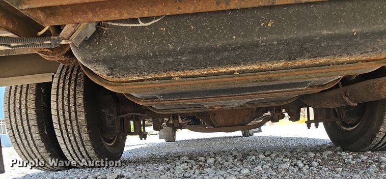 image for item DP6445 2000 Ford E450 ambulance