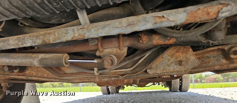 image for item DP6445 2000 Ford E450 ambulance