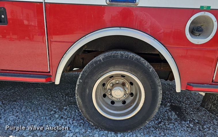 image for item DP6445 2000 Ford E450 ambulance