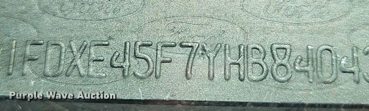 image for item DP6445 2000 Ford E450 ambulance