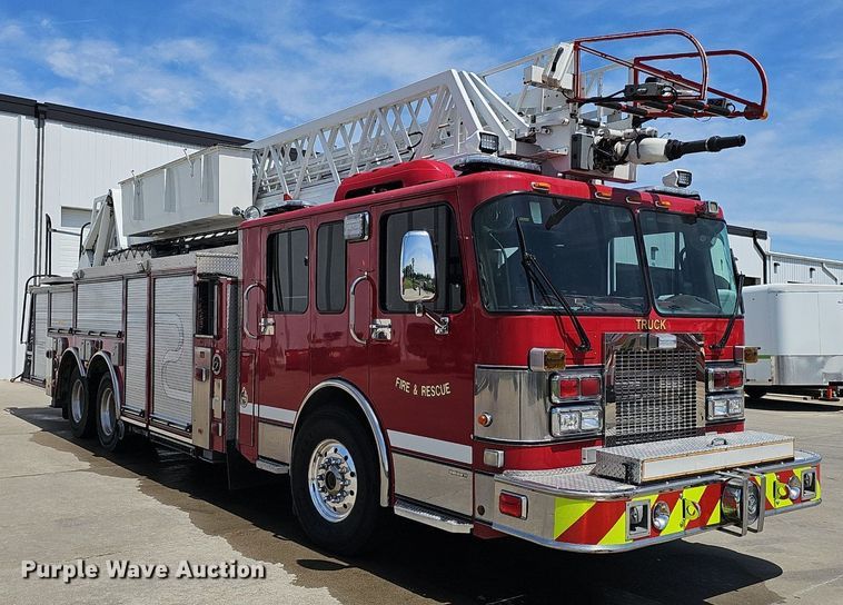 image for item DP6446 2002 Spartan Gladiator FF ladder fire truck