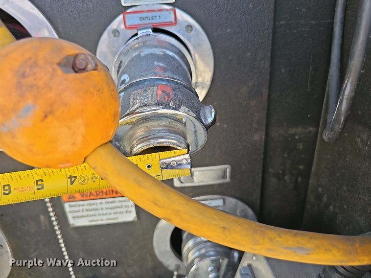 image for item DP6446 2002 Spartan Gladiator FF ladder fire truck