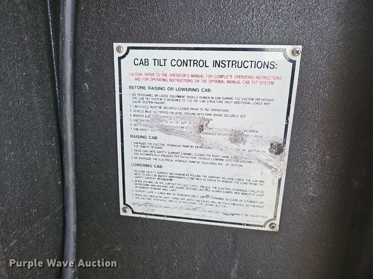 image for item DP6446 2002 Spartan Gladiator FF ladder fire truck