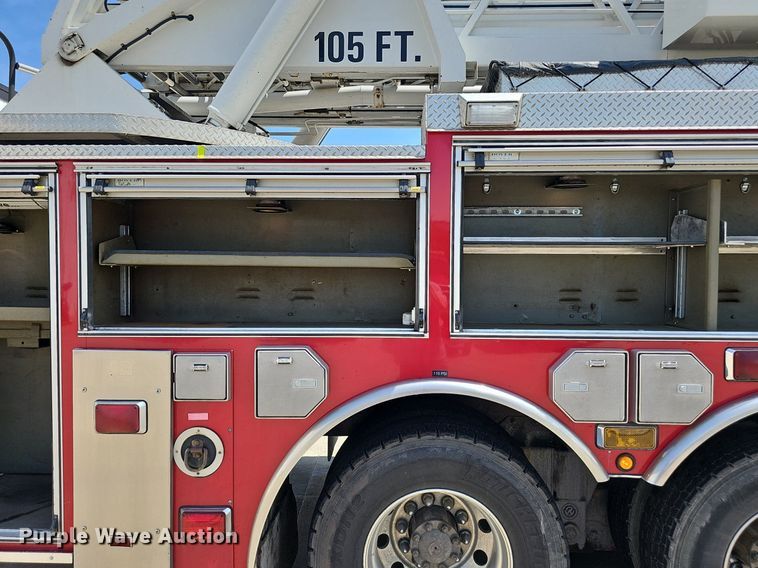 image for item DP6446 2002 Spartan Gladiator FF ladder fire truck