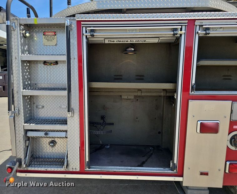 image for item DP6446 2002 Spartan Gladiator FF ladder fire truck