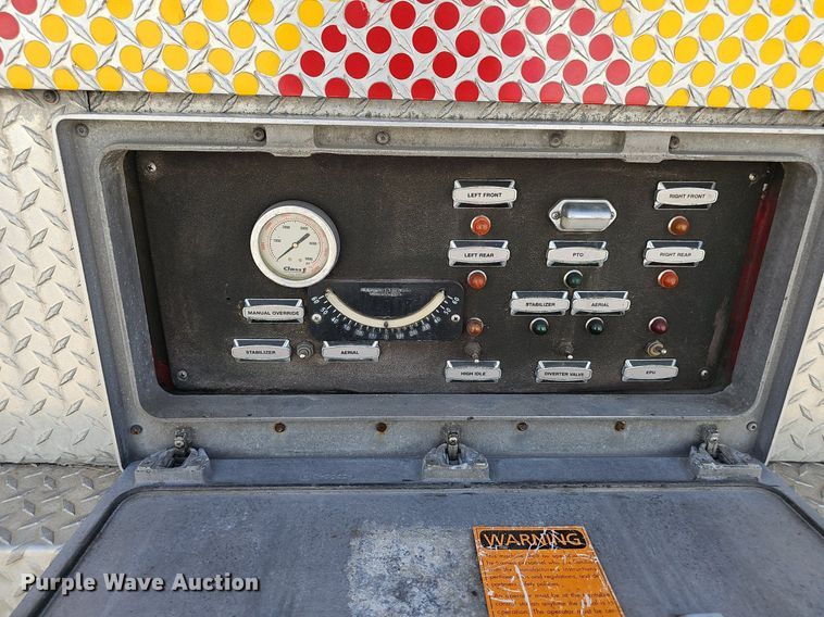 image for item DP6446 2002 Spartan Gladiator FF ladder fire truck