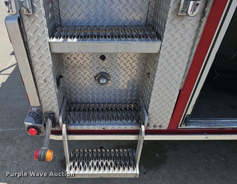 image for item DP6446 2002 Spartan Gladiator FF ladder fire truck