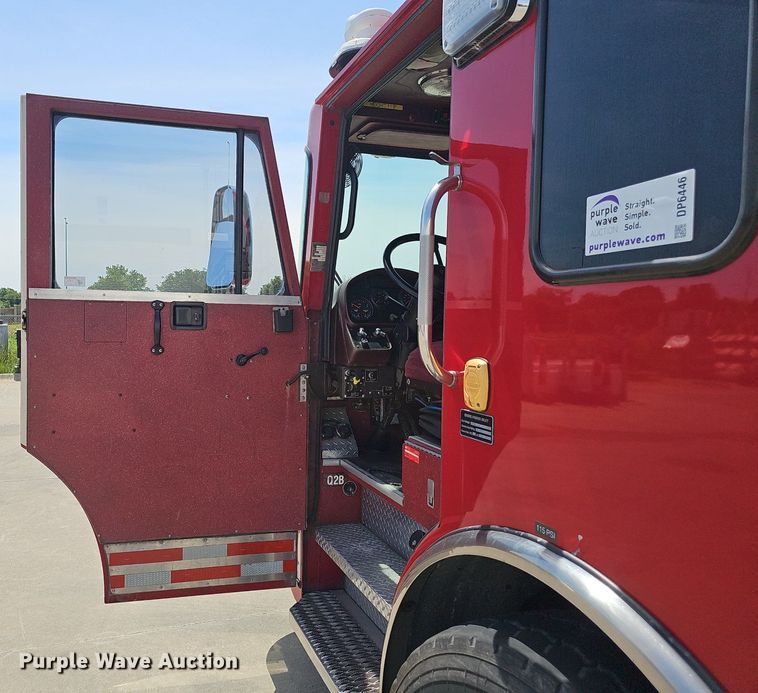 image for item DP6446 2002 Spartan Gladiator FF ladder fire truck