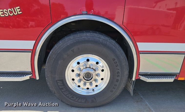 image for item DP6446 2002 Spartan Gladiator FF ladder fire truck