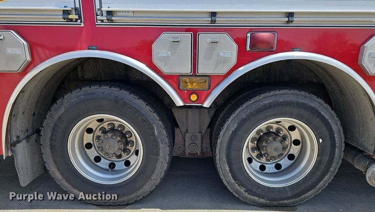 image for item DP6446 2002 Spartan Gladiator FF ladder fire truck