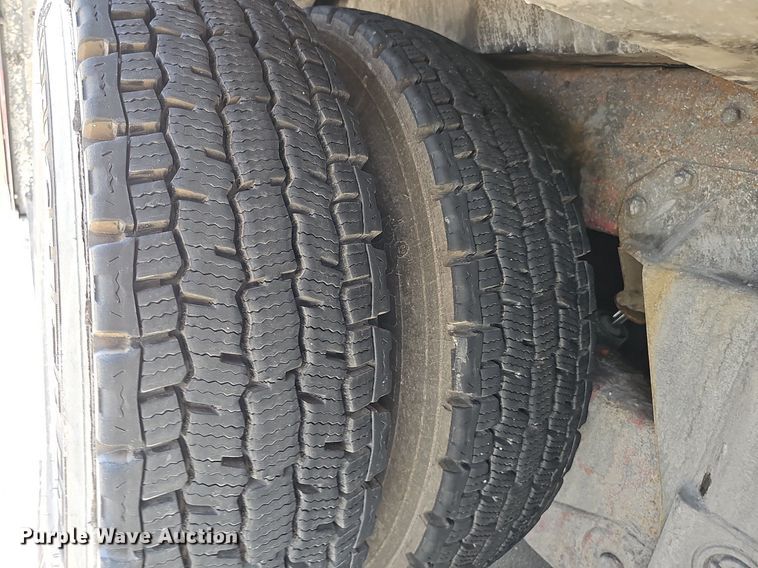 image for item DP6446 2002 Spartan Gladiator FF ladder fire truck