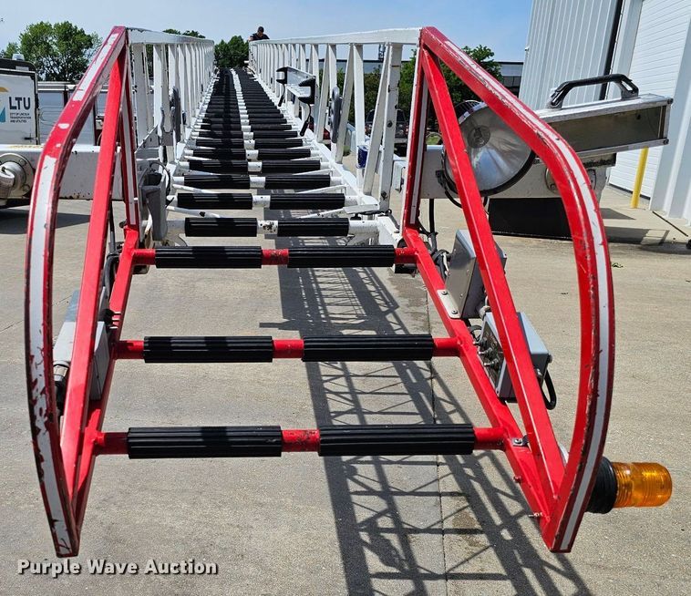 image for item DP6446 2002 Spartan Gladiator FF ladder fire truck