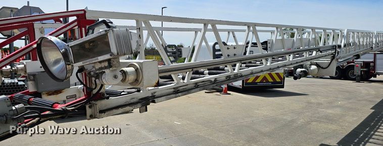 image for item DP6446 2002 Spartan Gladiator FF ladder fire truck