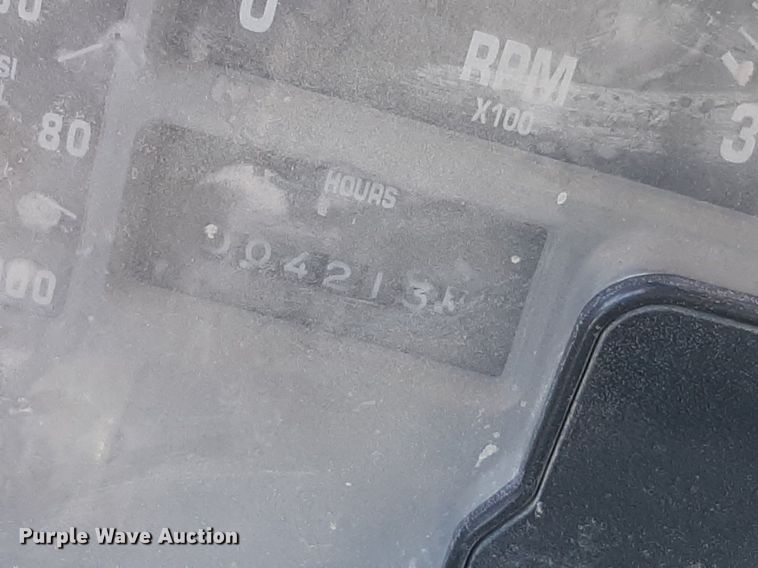 image for item DQ7119 1993 International  4900 dump truck