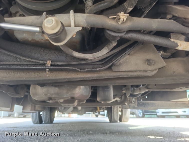 image for item DR4782 2008 Ford  E350 Super Duty shuttle bus