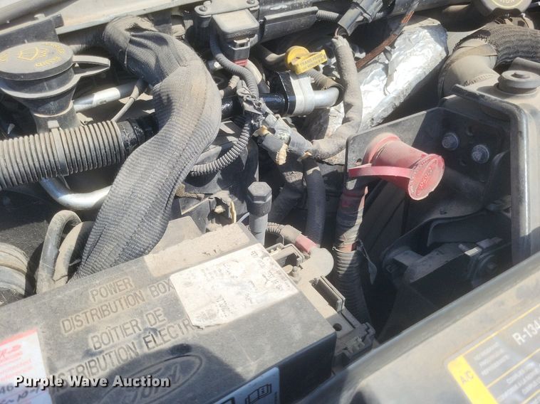 image for item DR4782 2008 Ford  E350 Super Duty shuttle bus