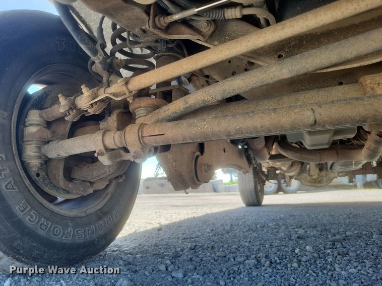 image for item DR4800 2006 Ford  F250 Super Duty XL  pickup truck