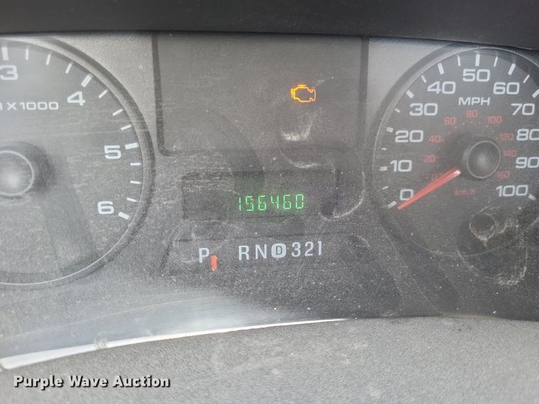 image for item DR4800 2006 Ford  F250 Super Duty XL  pickup truck