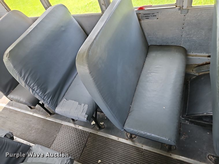 image for item DR8621 2001 Thomas school bus