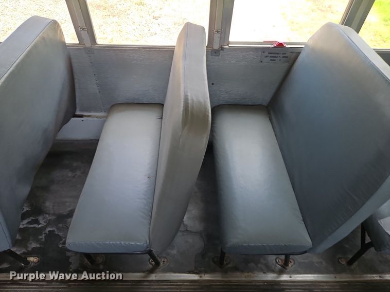 image for item DR8621 2001 Thomas school bus