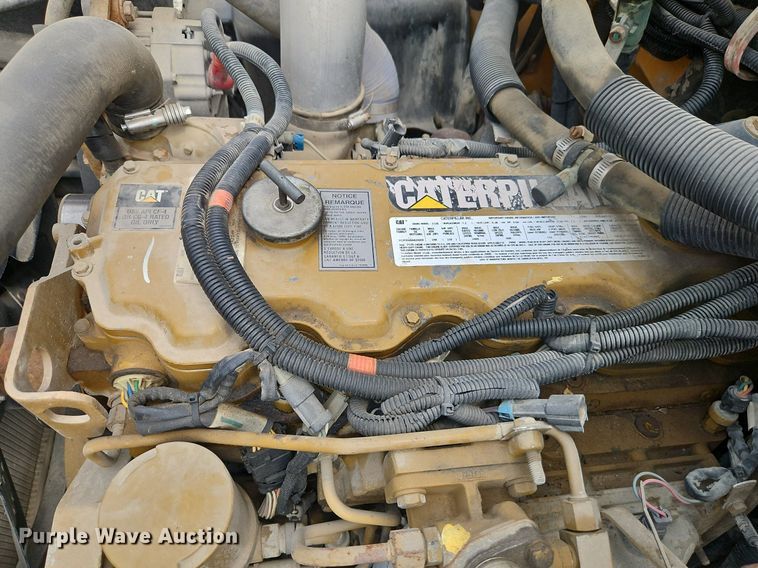 image for item DR8621 2001 Thomas school bus