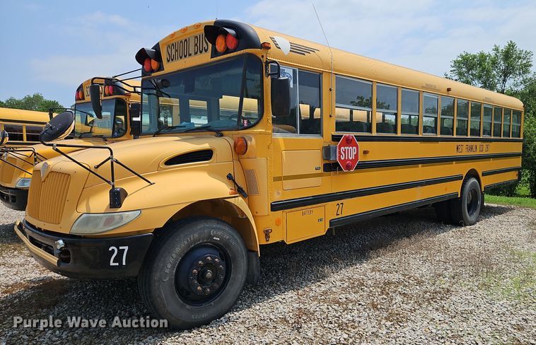 image for item DR8622 2006 IC  PB10500 school bus