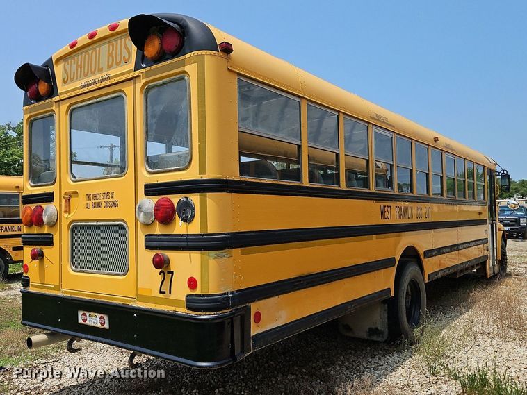 image for item DR8622 2006 IC  PB10500 school bus