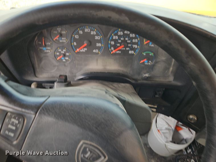 image for item DR8622 2006 IC  PB10500 school bus