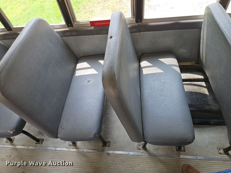 image for item DR8622 2006 IC  PB10500 school bus