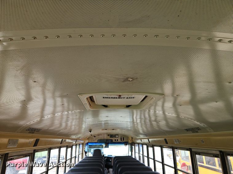 image for item DR8622 2006 IC  PB10500 school bus